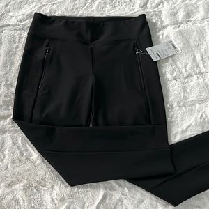 ATHLETA STELLAR CROP PANT,NWT LARGE